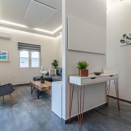 Misty Grey Apartment Near City Centre Heraklion  Luaran gambar