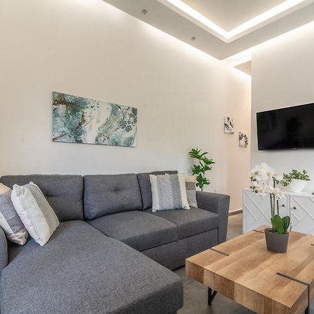 Misty Grey Apartment Near City Centre Heraklion  Luaran gambar